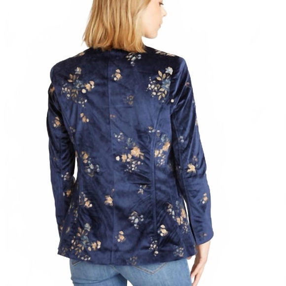 DRIFTWOOD velvet embroidered blazer in navy - Picture 2 of 9